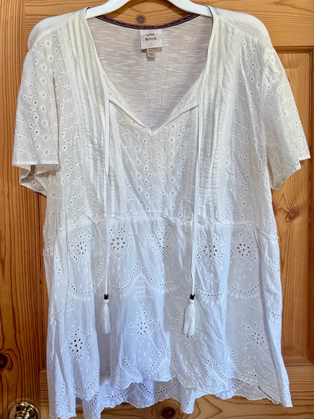 Knox Rose White Eyelet V-Neck Tunic with Tassel Ties